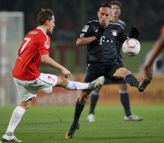 长路上也在 长路上也在